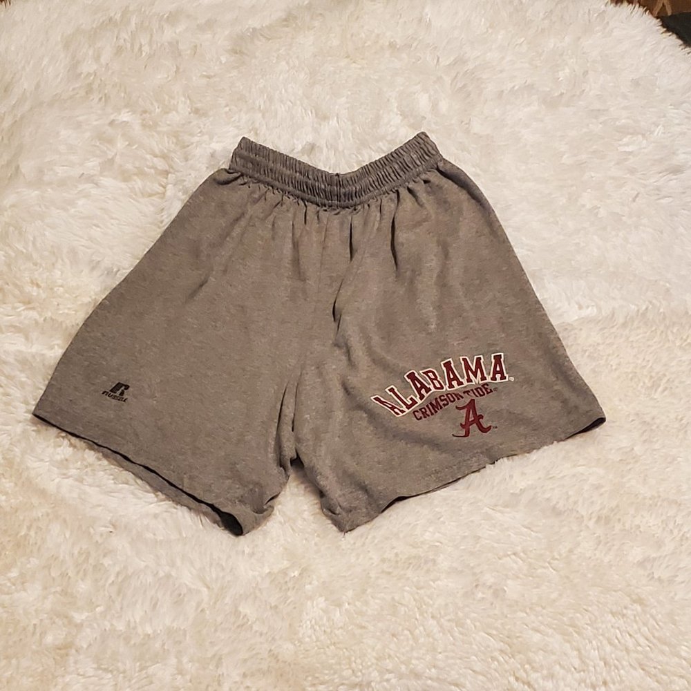 Men's Gray Alabama Crimson TIde Russell Shorts. Size Small.